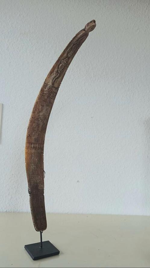 Oude Lange benen medicijnkalender "Pastuha" Batak Sumatra In, Antiek en Kunst, Kunst | Niet-Westerse kunst, Ophalen of Verzenden
