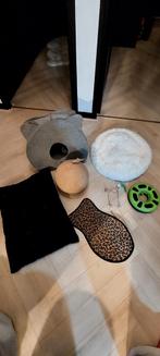 Katten spullen, krabbal, kattenspeeltjes, kattenmand, Dieren en Toebehoren, Katten-accessoires, Ophalen of Verzenden, Zo goed als nieuw