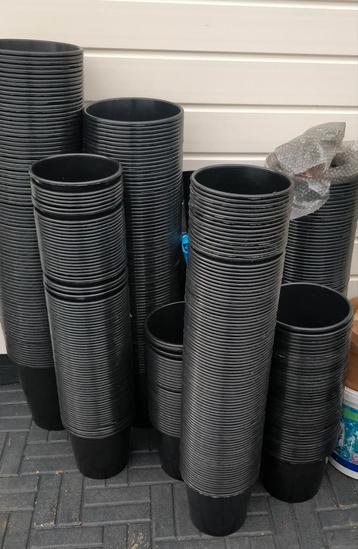 Kweekpot, Emmers, plantenbak, plantenpot 9, 10 lt beschikbaar voor biedingen