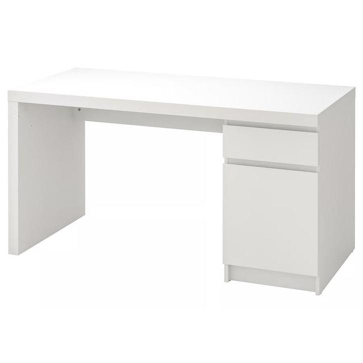 IKEA Malm bureau - 140x65 cm, Huis en Inrichting, Bureaus, Gebruikt, Bureau, Ophalen