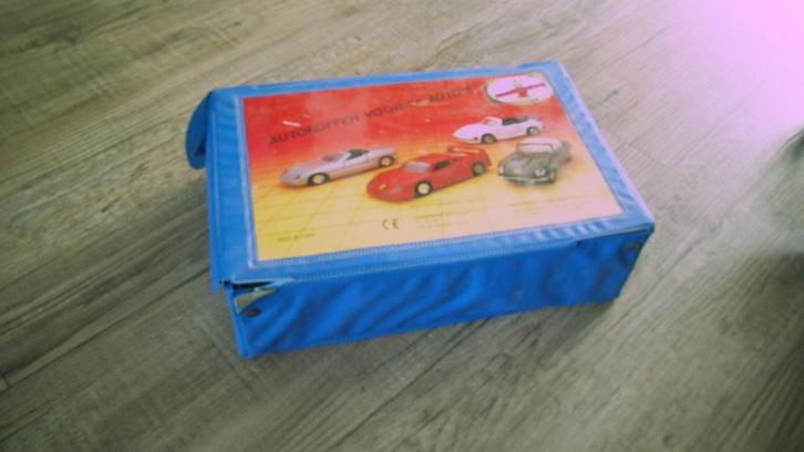 Matchbox koffer (vintage)met model auto s Lesney, Siku,Corgi, Hobby en Vrije tijd, Modelauto's | 1:87, Gebruikt, Auto, Lesney
