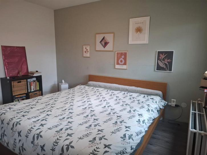King-Size XL bed with almost new Emma Mattress, Huis en Inrichting, Slaapkamer | Bedden, Zo goed als nieuw, Tweepersoons, 180 cm