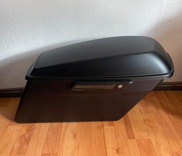 Koffers tbv touring (orgineel) beschikbaar voor biedingen