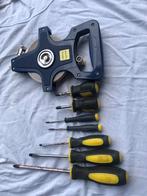 Set schroevendraaiers + meetband 20 m, Auto diversen, Autogereedschap, Ophalen of Verzenden, Gebruikt