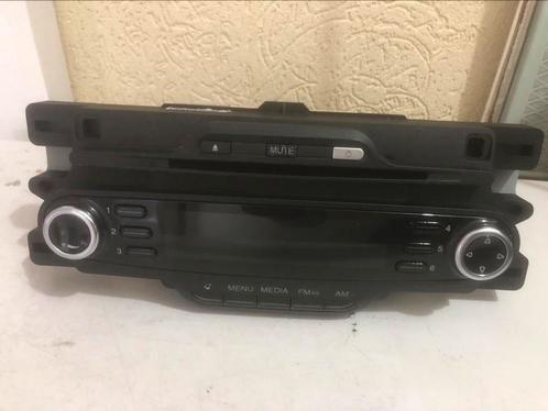 ORIGINEEL ALFA ROMEO GIULIETTA RADIO 940 LOW PLUS FIAT LANCI, Auto diversen, Autoradio's, Zo goed als nieuw, Ophalen of Verzenden