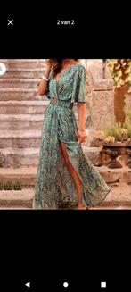 Maxi dress jurk one size met gesp groen, Ophalen of Verzenden, Nieuw, Maat 42/44 (L), Onder de knie