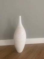 Vaas , decoratie wit, Huis en Inrichting, Woonaccessoires | Vazen, Ophalen of Verzenden, Zo goed als nieuw, Wit, 50 tot 75 cm