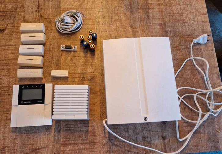 Jablotron Oasis 80 Thuis Alarmsysteem Inbraak alarm, Doe-het-zelf en Verbouw, Alarmsystemen, Gebruikt, Compleet systeem, Raam of Deur