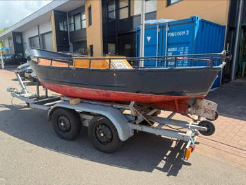 Schippersvlet met 2 mercedes motoren en trailer beschikbaar voor biedingen