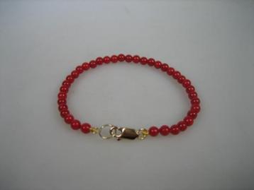 Antieke Bloedkoralen Baby Armbandje met Gouden Cartier beschikbaar voor biedingen