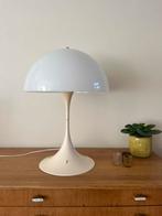 Louis Poulsen Panthella tafellamp - space age - Deens design, Ophalen of Verzenden, Zo goed als nieuw, Minder dan 50 cm