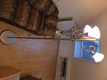 Industriele lamp beschikbaar voor biedingen