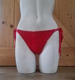 Rode String met strikjes, maat L, Kleding | Dames, Ophalen of Verzenden, Rood, String