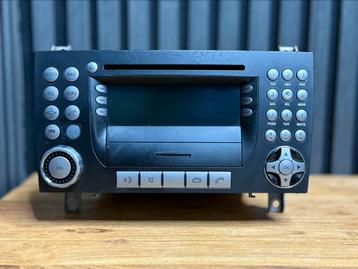 Originele Mercedes SLK R171 Radio + Versterker A171823289002 beschikbaar voor biedingen