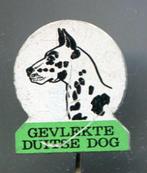 Gevlekte Duitse dog blik honden speldje ( H_104 ), Verzamelen, Speldjes, Pins en Buttons, Dier of Natuur, Speldje of Pin, Zo goed als nieuw