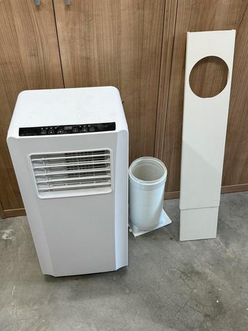 Mobiele airco met slang em raamstuk beschikbaar voor biedingen