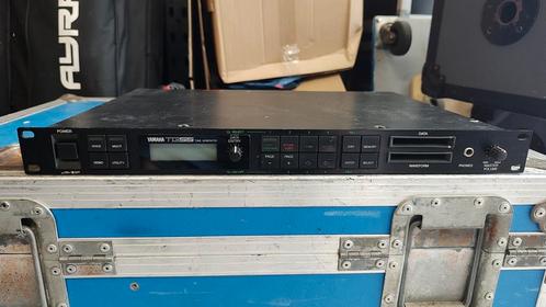Yamaha TG55 midi synth module., Muziek en Instrumenten, Midi-apparatuur, Gebruikt, Ophalen of Verzenden