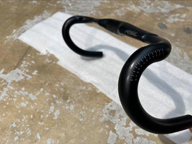 Trek RSL Aero carbon handlebar 2025, Fietsen en Brommers, Fietsonderdelen, Zo goed als nieuw, Racefiets, Stuur, Ophalen of Verzenden