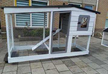 Kippenhok/konijnenhok beschikbaar voor biedingen