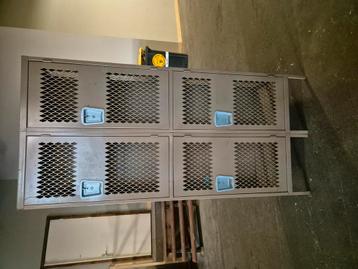 Ameriaanse locker kast industrieel vintage beschikbaar voor biedingen