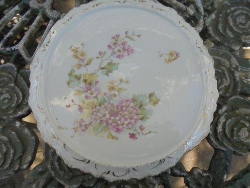 Porseleinen onderzetter met kleine roze bloemetjes / bloesem, Antiek en Kunst, Antiek | Servies los, Ophalen of Verzenden