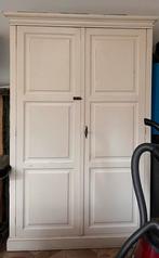 Witte houten kast moet snel weg !, Ophalen, Gebruikt, 100 tot 150 cm, 150 tot 200 cm