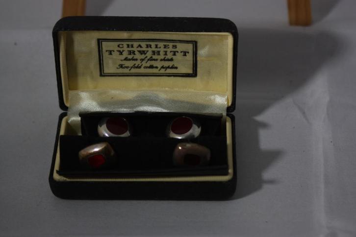 Vintage manchetknopen Charles Tyrwhitt in doosje 2 paar, Sieraden, Tassen en Uiterlijk, Manchetknopen, Gebruikt, Ophalen of Verzenden