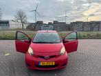 Toyota Aygo 1.0 12V Vvt-i 5DRS 2009 Rood, Auto's, Toyota, Voorwielaandrijving, 4 stoelen, 68 pk, Origineel Nederlands