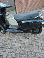 Elect scooter
25km blauwkenteken
Werking onbekend zo meeneme, Fietsen en Brommers, Snorfietsen en Snorscooters, Gebruikt, Elektrisch