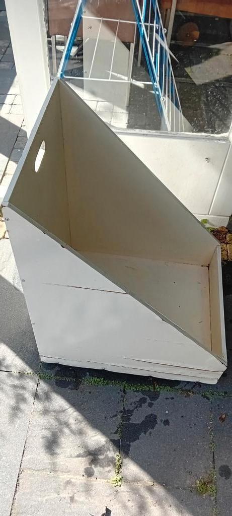 Schuine wand kast ruimtewinner opbergbak op wielen. 2 stuks, Huis en Inrichting, Kasten | Overige, Gebruikt, Ophalen