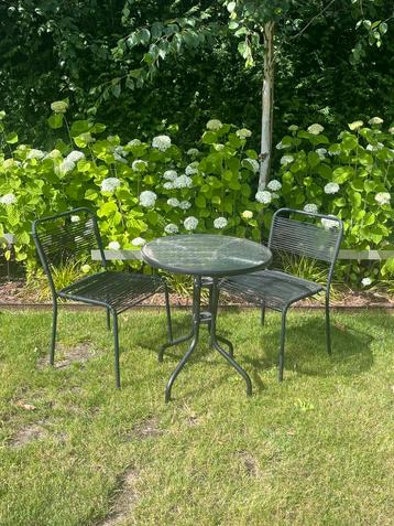 Tuinsetje • compact • tafel + 2 stoelen • balkon beschikbaar voor biedingen