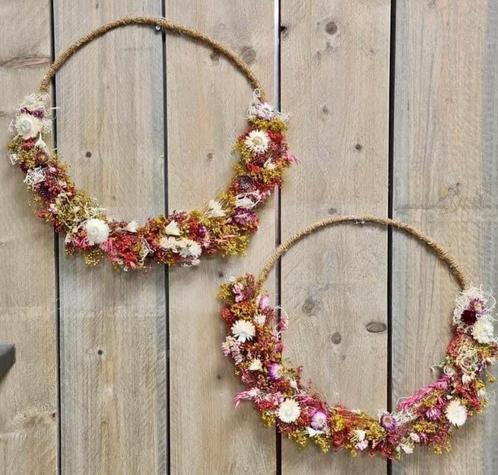droogbloemen krans diy pakket| bloemschik pakket droogbloeme, Huis en Inrichting, Woonaccessoires | Kransen, Nieuw, Ophalen of Verzenden