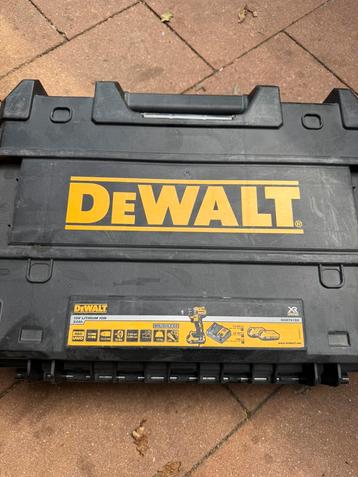 schroefmachine Dewalt dcd791D2 beschikbaar voor biedingen