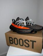 Yeezy Boost 350 V2 Carbon Beluga - maat 44, Kleding | Heren, Ophalen of Verzenden, Zo goed als nieuw