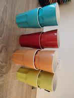 8 gekleurde bekers (melk/thee), Ophalen of Verzenden