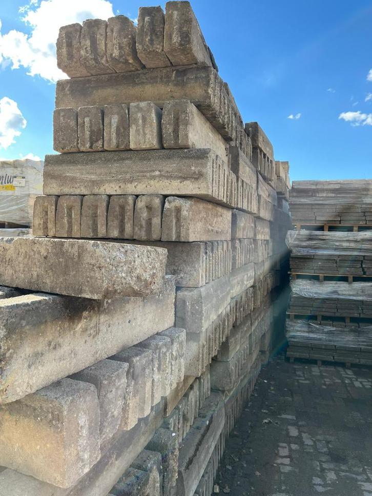 gebruikte trotoirband opsluitband stoepband 13/15x25x100, Tuin en Terras, Tegels en Klinkers, Gebruikt, Overige typen, Beton, Minder dan 5 m²