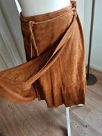 Suede Leren rok maat 42/ 44, Kleding | Dames, Rokken, Paars, Maat 42/44 (L), Ophalen of Verzenden, Gedragen