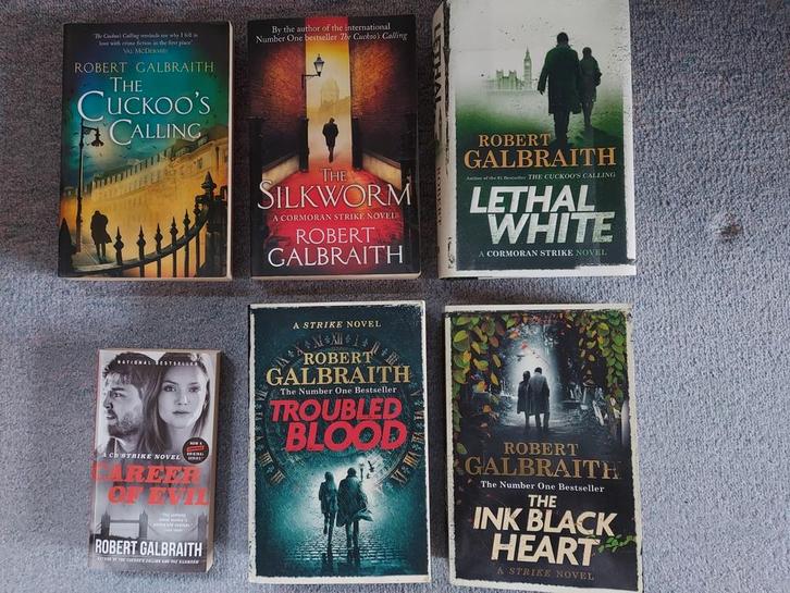 6 Cormoran Strike thrillers, Robert Galbraith, Boeken, Thrillers, Zo goed als nieuw, Ophalen of Verzenden