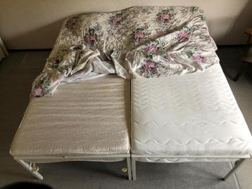 Bed, onderschuif bed, 2 bedden 