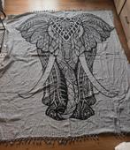 Kleed met olifant gekocht in Spanje, Ophalen of Verzenden, Zo goed als nieuw