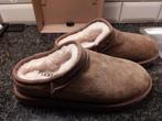 Ugg. Classic Slipper 1. Maat 38, Ophalen of Verzenden, Zo goed als nieuw, Pantoffels of Sloffen