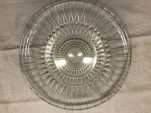 Vintage kristallen schaal, Huis en Inrichting, Woonaccessoires | Schalen en Manden, Zo goed als nieuw, Rond, Glas, Ophalen of Verzenden