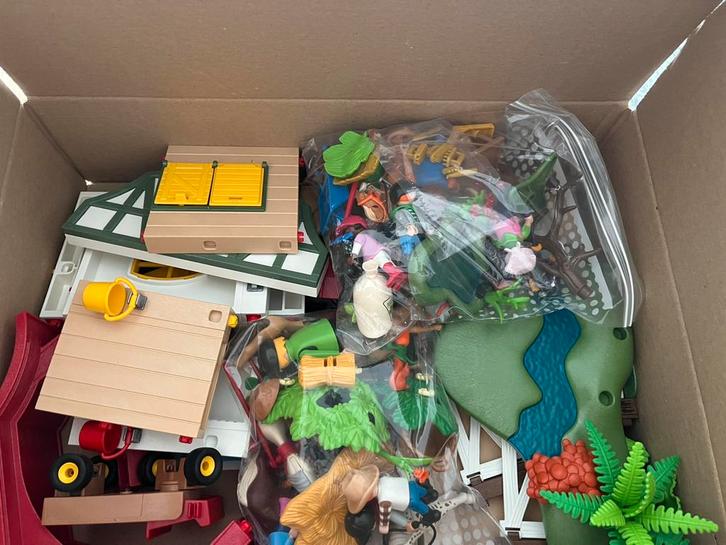 Pony manege met heel veel extra setjes, Kinderen en Baby's, Speelgoed | Playmobil, Zo goed als nieuw, Complete set, Ophalen of Verzenden