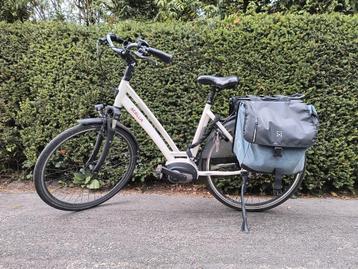 Stella Cosmo comfort MBD 57 frame met top accu beschikbaar voor biedingen