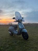 Vespa Sprint nardo grey 2020 + gratis helm, Ophalen, Maximaal 45 km/u, Vespa S, Zo goed als nieuw
