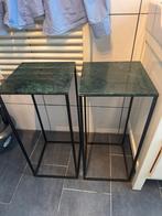 2 groene marmeren (bijzet)tafeltjes, Huis en Inrichting, Woonaccessoires | Zuilen en Pilaren, Ophalen, Gebruikt