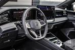 Volkswagen Tiguan 1.5 eTSI R-Line *Pano*H/K*360 Camera*Head-, 4 cilinders, 150 pk, Leder en Stof, Grijs