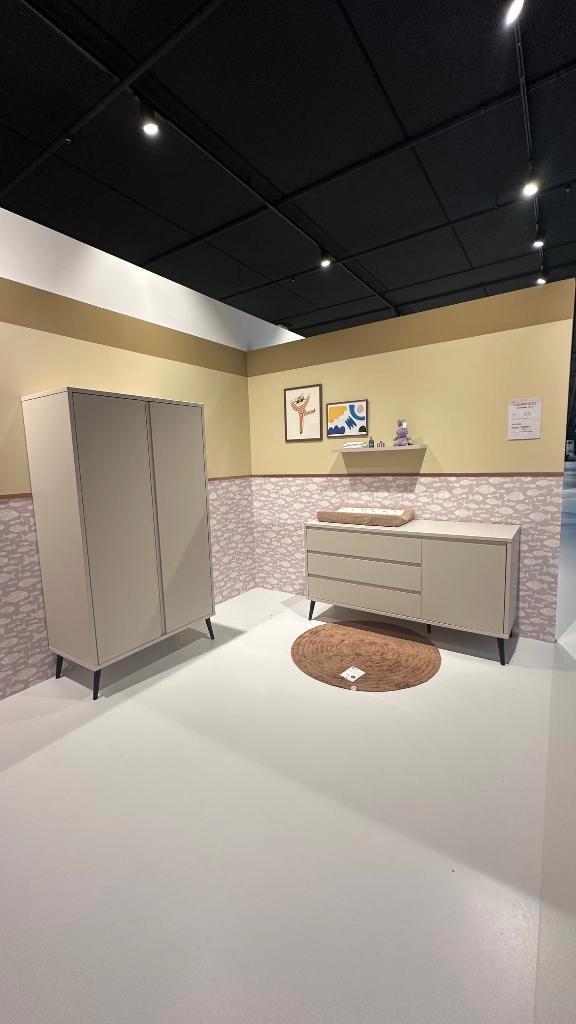 Europe Baby Sterre Babykamer Oatmeal, Kinderen en Baby's, Kinderkamer | Commodes en Kasten, Zo goed als nieuw, Commode, 105 cm of meer