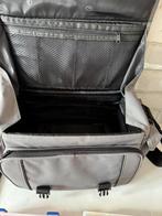 een zgan roofvis tas met boxen  , shads en een nieuw mes, Watersport en Boten, Hengelsport | Zeevissen, Action plastic  storm