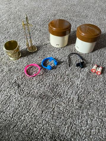 Barbie Sindy accessoires beschikbaar voor biedingen